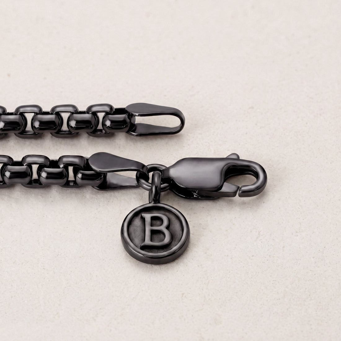 Threefold Twisted Cross Necklace - Black