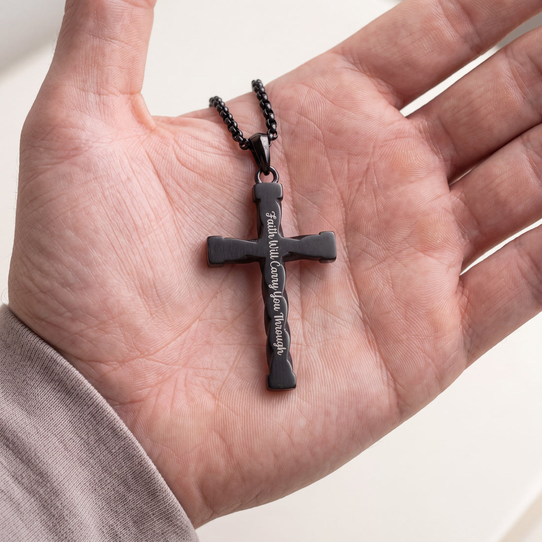 Threefold Twisted Cross Necklace - Black