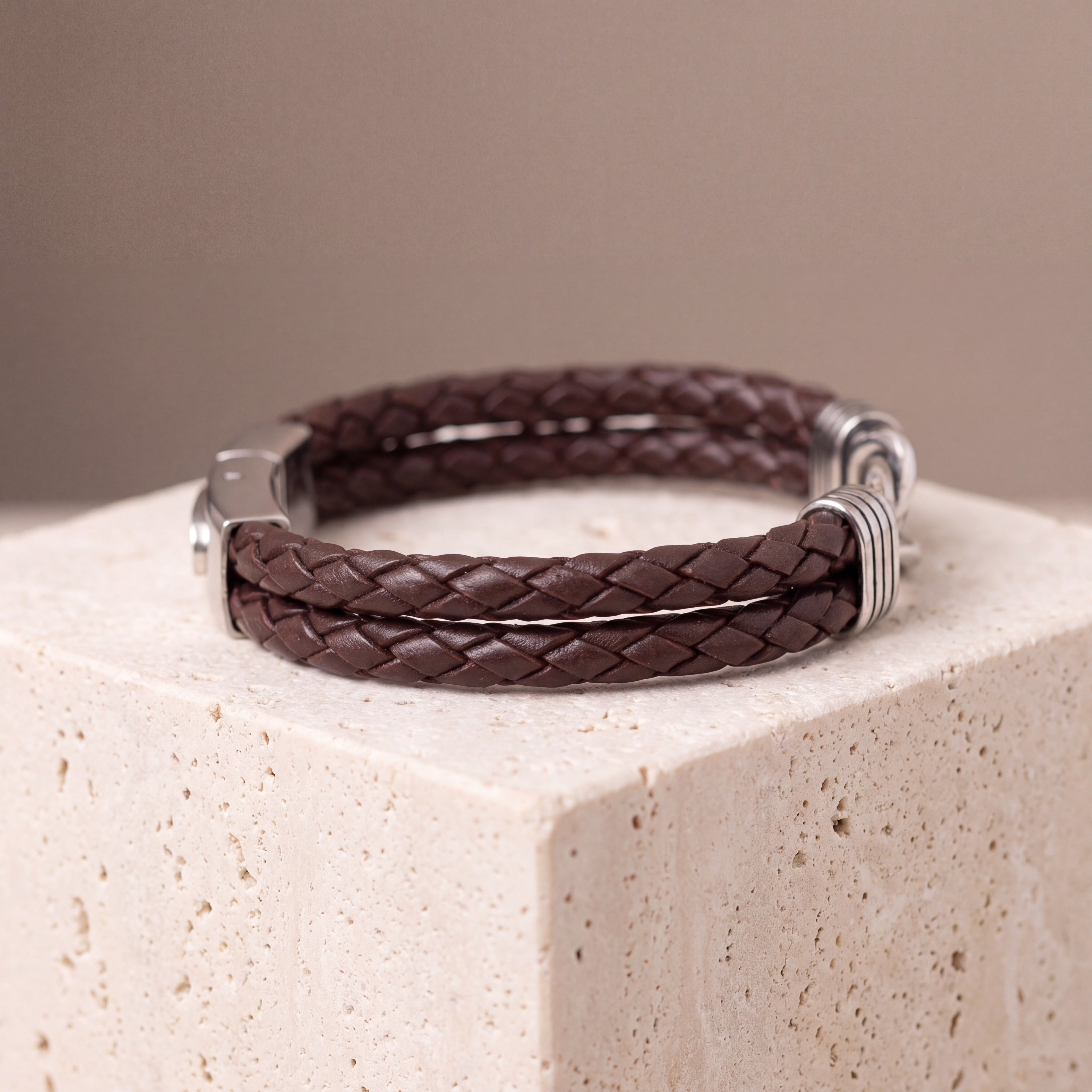 Infinity Knot Leather Bracelet for Men - Brown