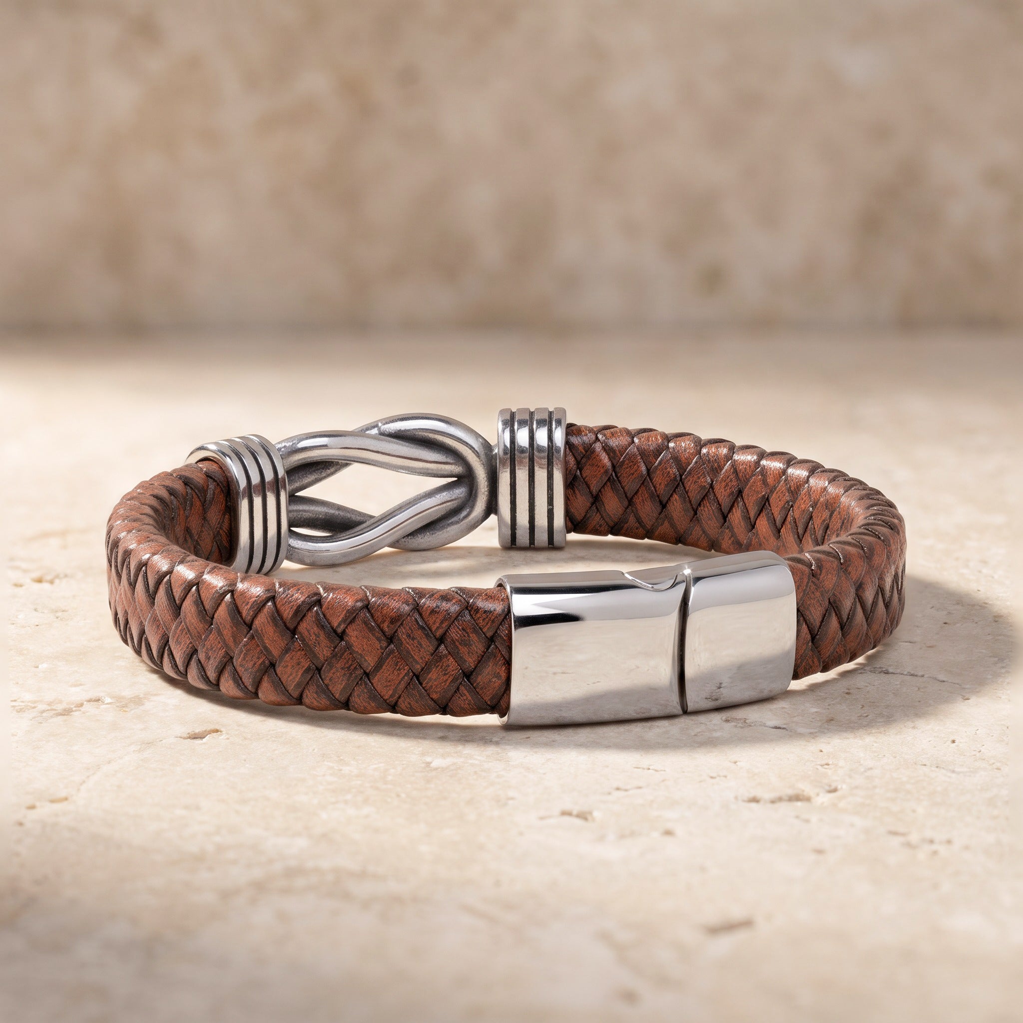 Pulsera de nudo infinito