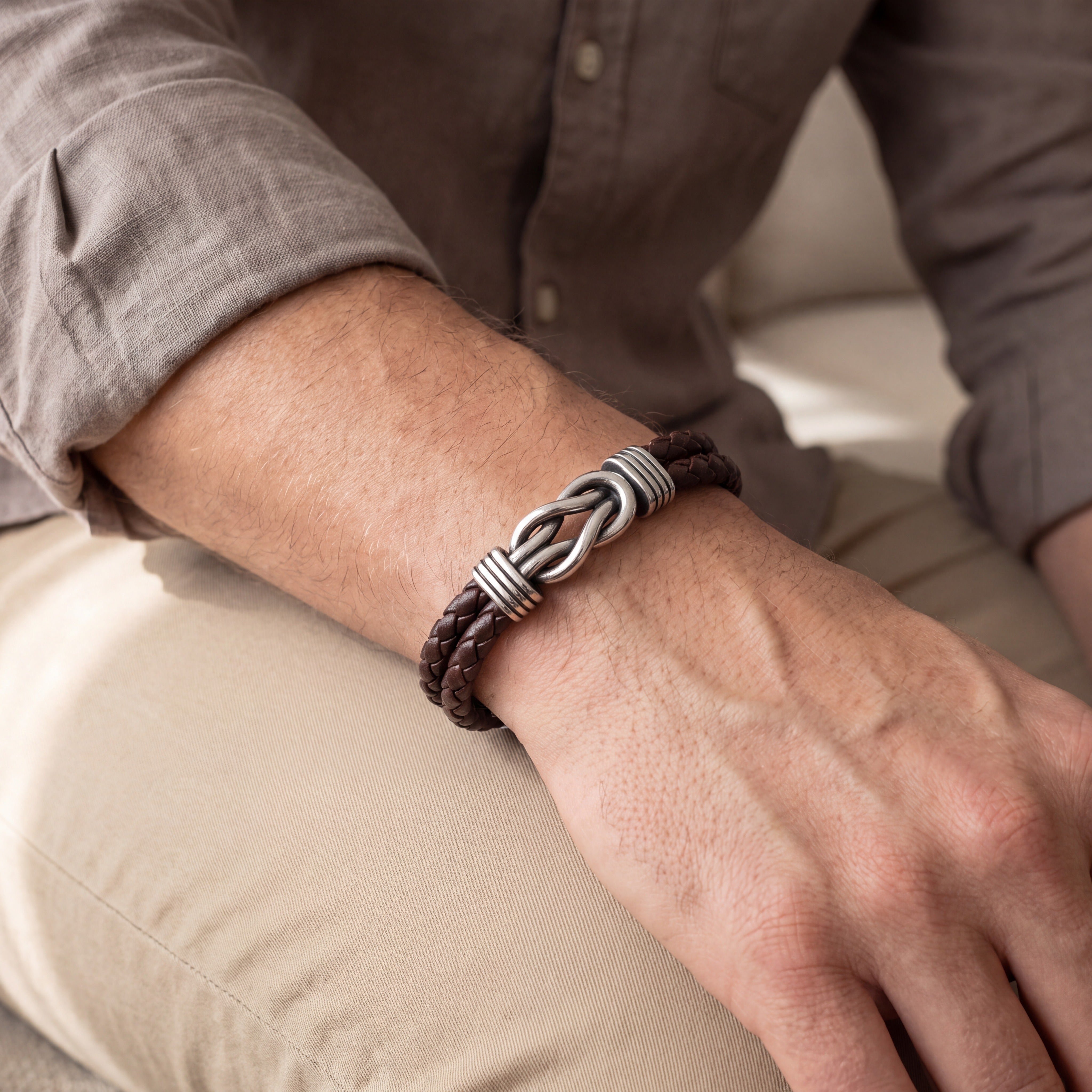 Infinity Knot Leather Bracelet for Men - Brown