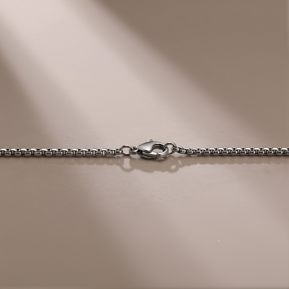 Tiger Eye Men’s Pendant Necklace