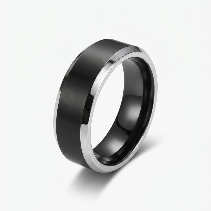 Personalized Men's Wedding Band – Custom Engraved Ring for Him