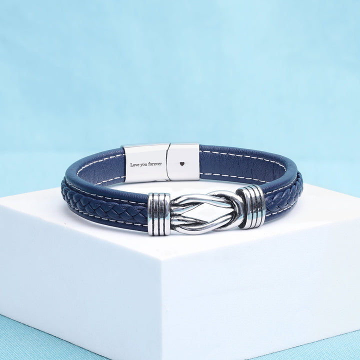 Emotionally significant present: leather bracelet engraved with names and dates