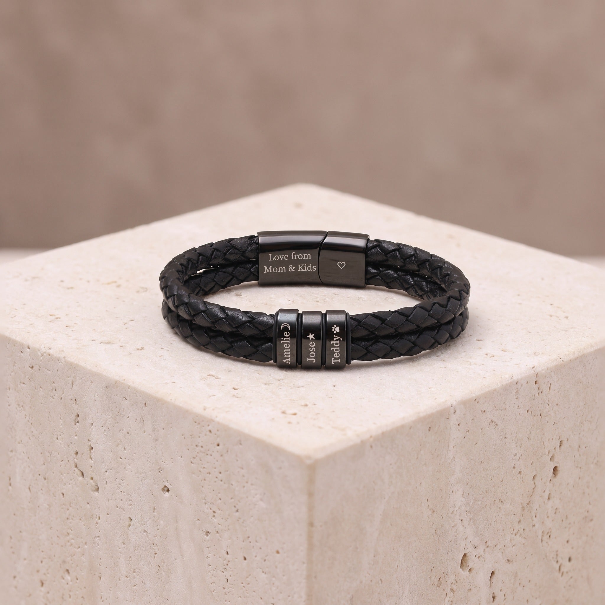 Bracelet en Cuir pour Homme avec Noms de Famille - Noir