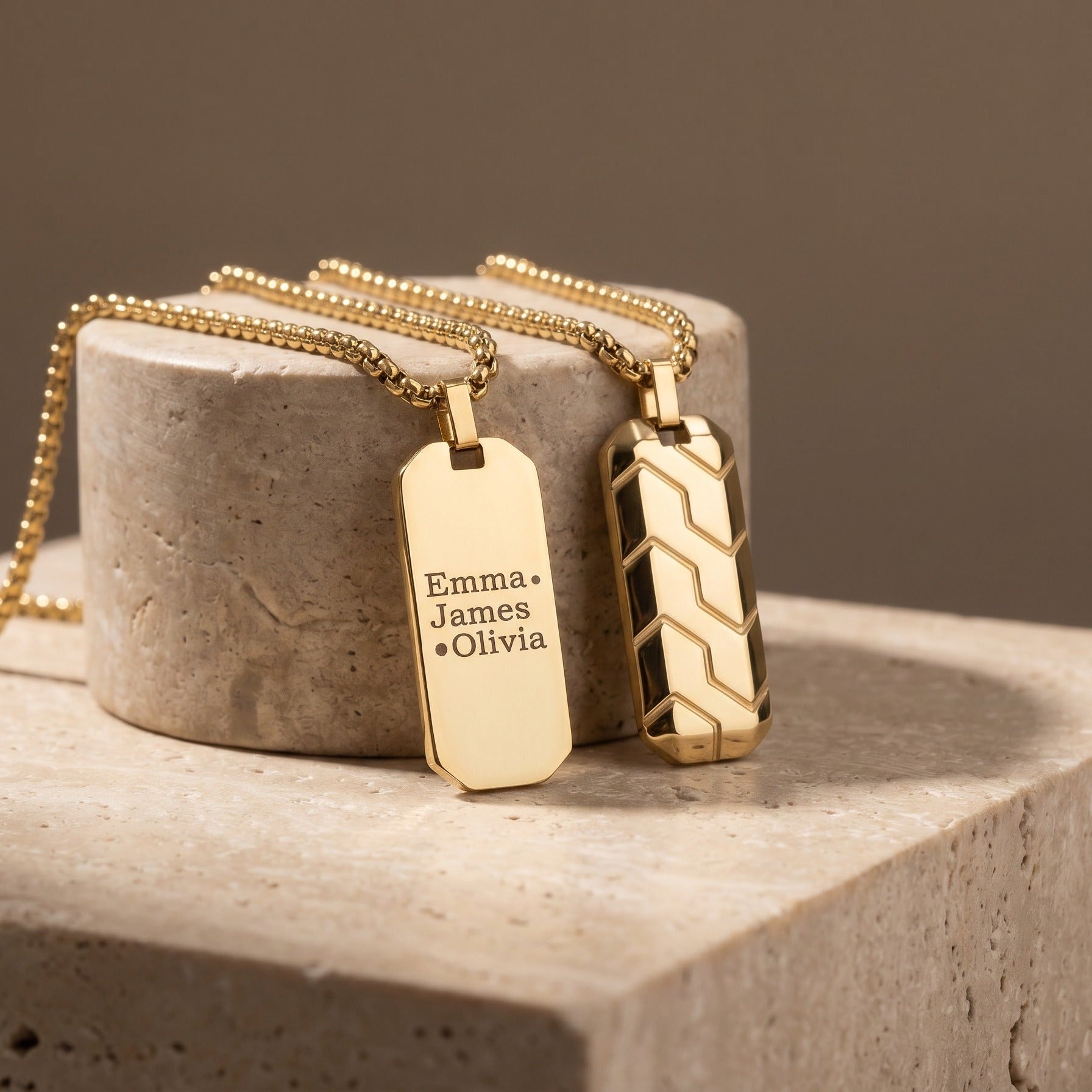 Gegraveerde ketting voor heren – gepersonaliseerde hanger op maat