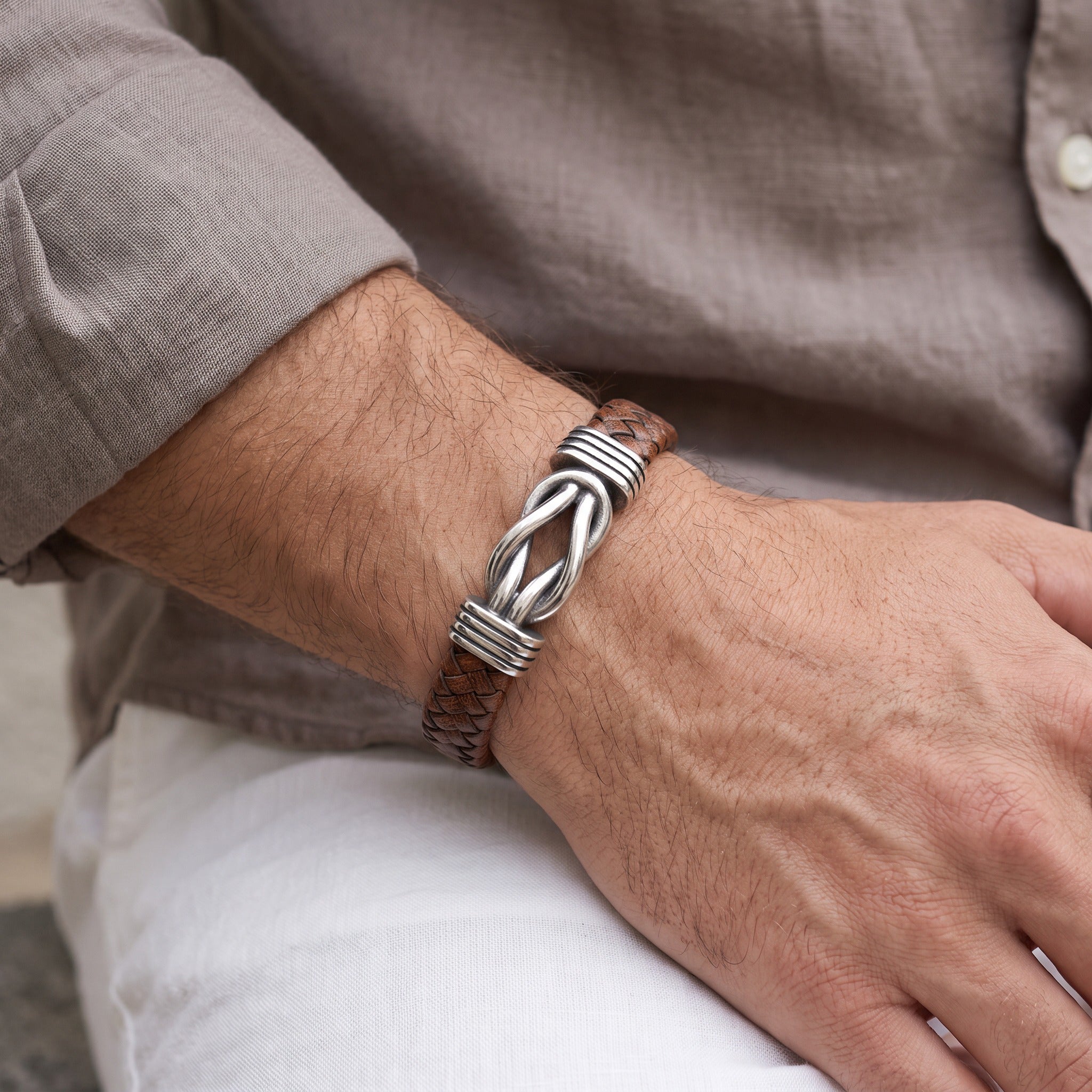 Pulsera de nudo infinito