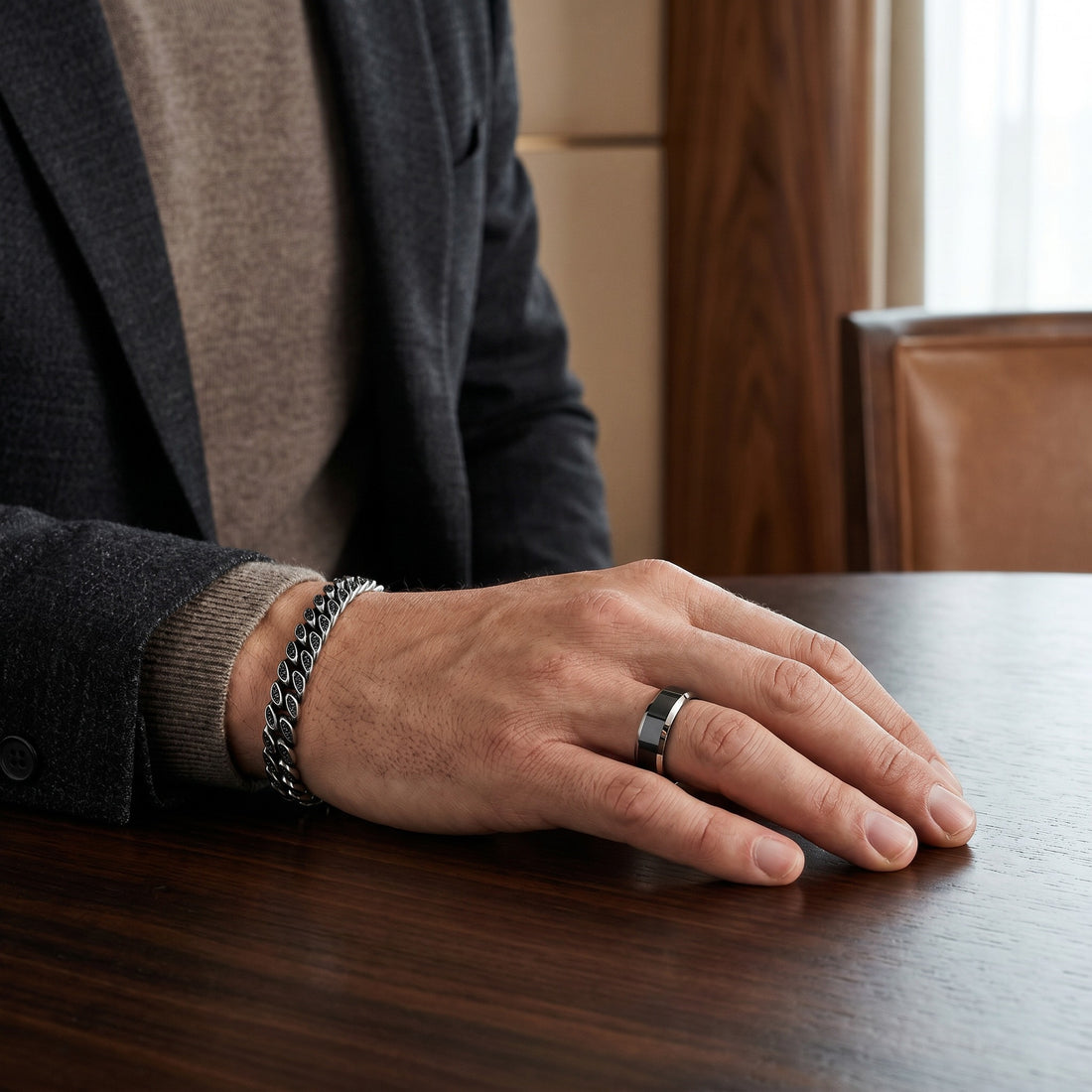 Personalized Men's Wedding Band – Custom Engraved Ring for Him