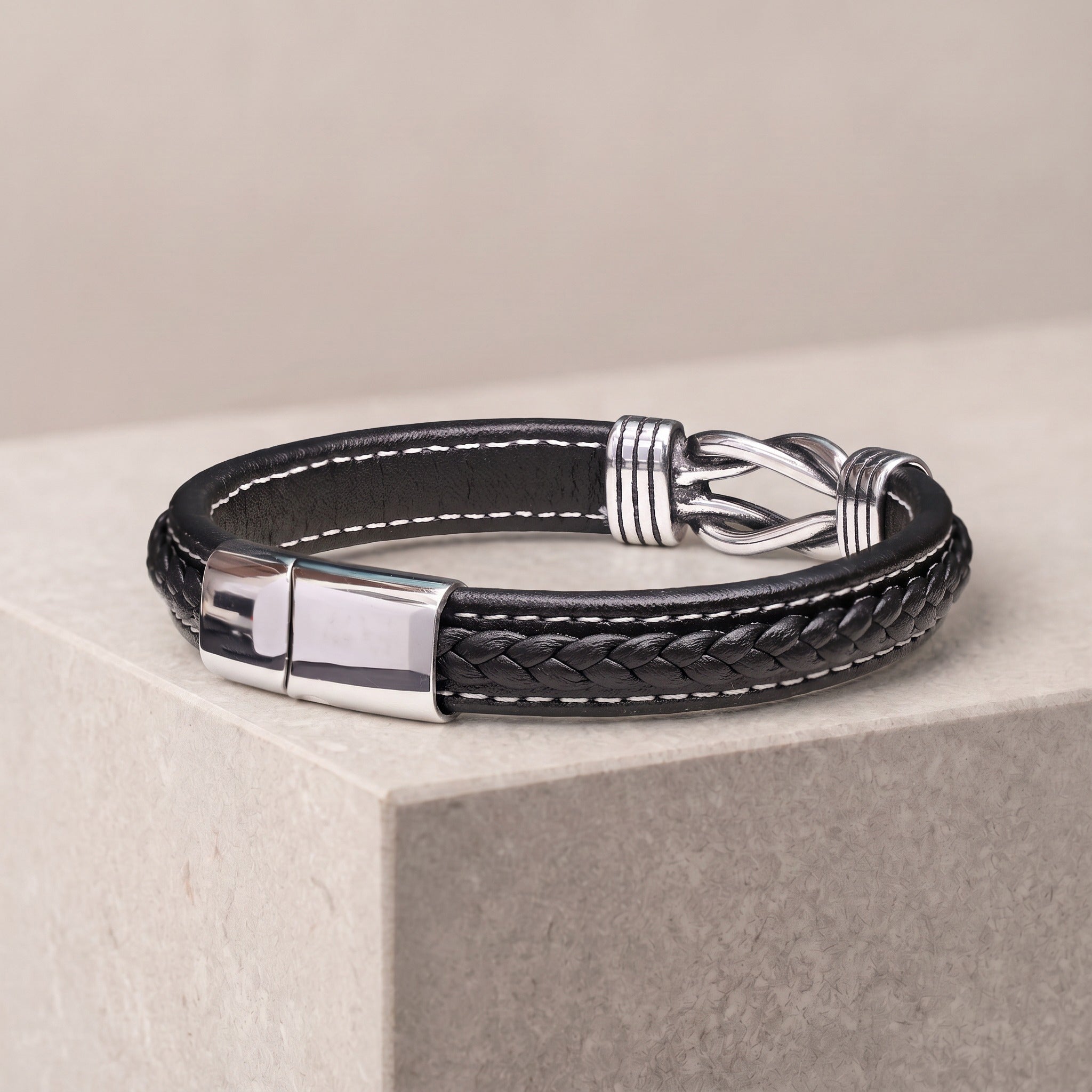 Pulsera de nudo infinito para hombres