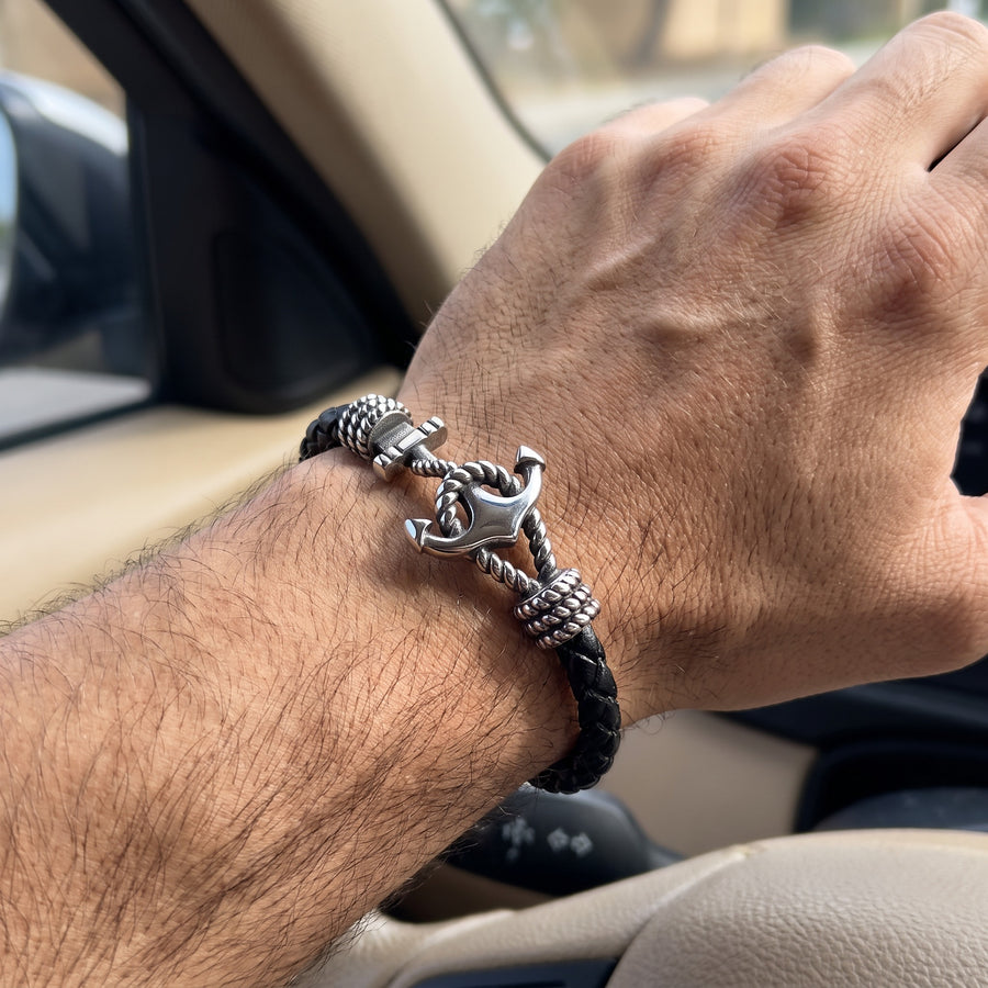 Men’s Personalized Anchor Leather Bracelet