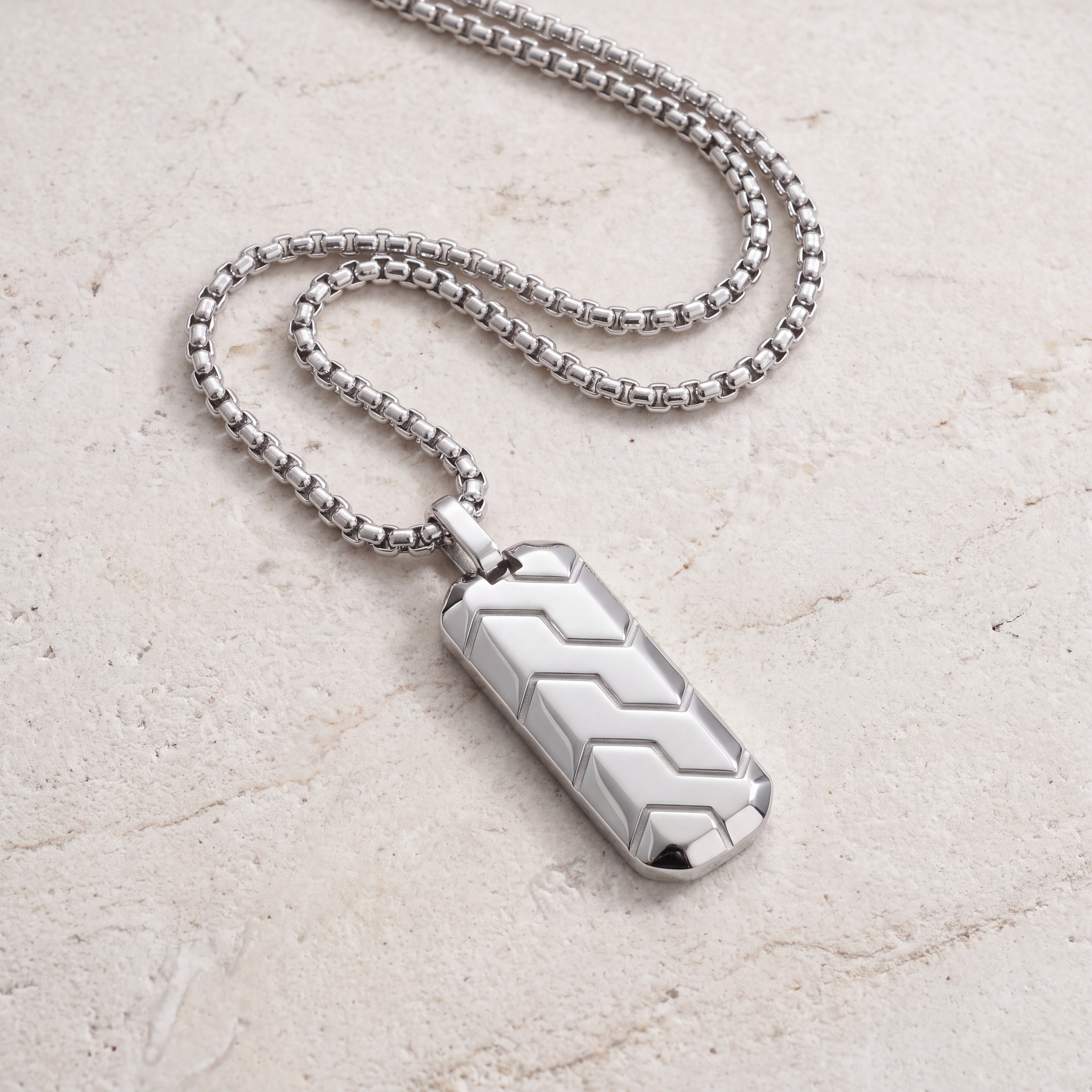 Engraved Tag Necklace for Men – Personalized Gift Pendant