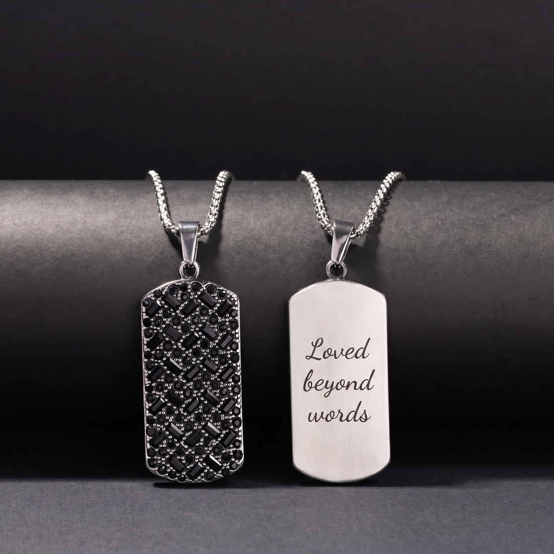 Aangepaste tag-ketting voor mannen met zwarte diamantenaccent